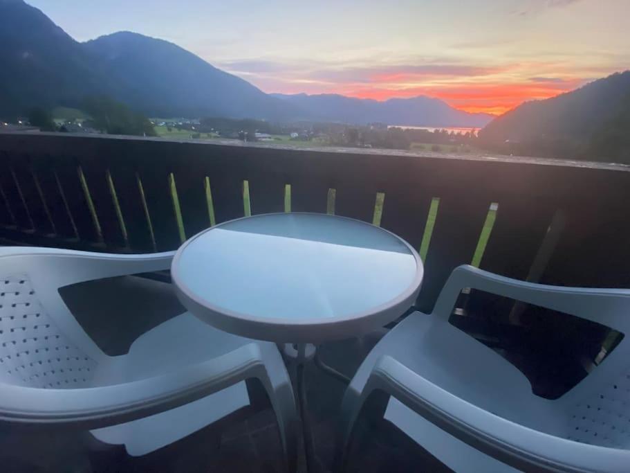 Schoene Ferienwohnung Mit Wolfgangseeblick Strobl Eksteriør billede